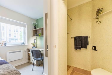 1 bed studio, Cook Street, City Centre, Southampton, SO141YA - Image 4